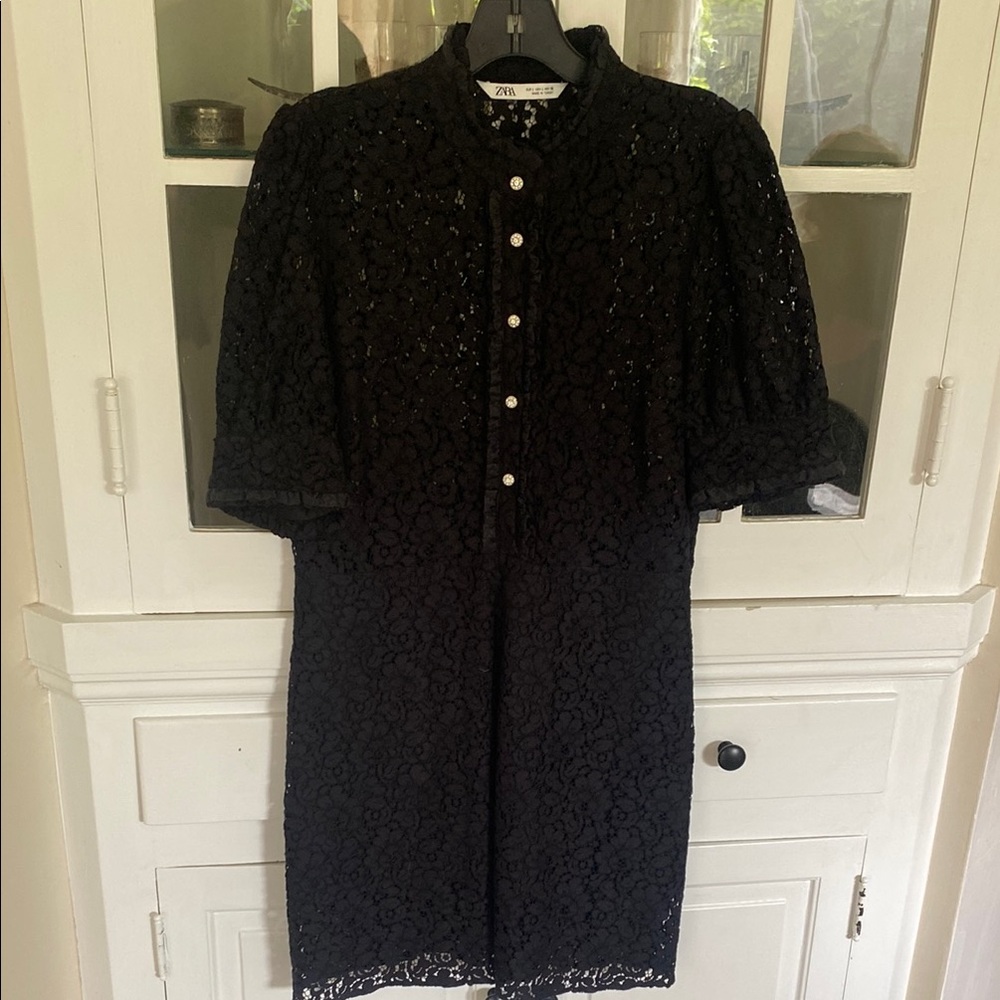 Elegant Black Lace Dress